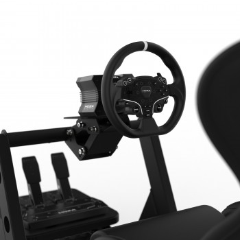 B1 Black and Moza R5 Simulator Bundle B1 Black and Moza R5 Simulator Bundle